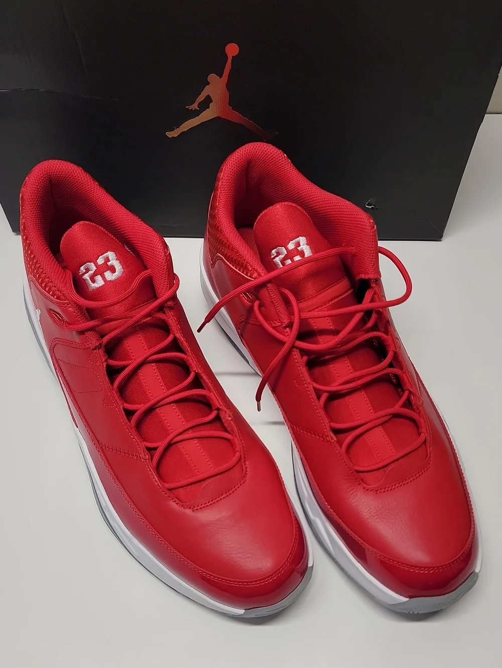 Jordan max aura